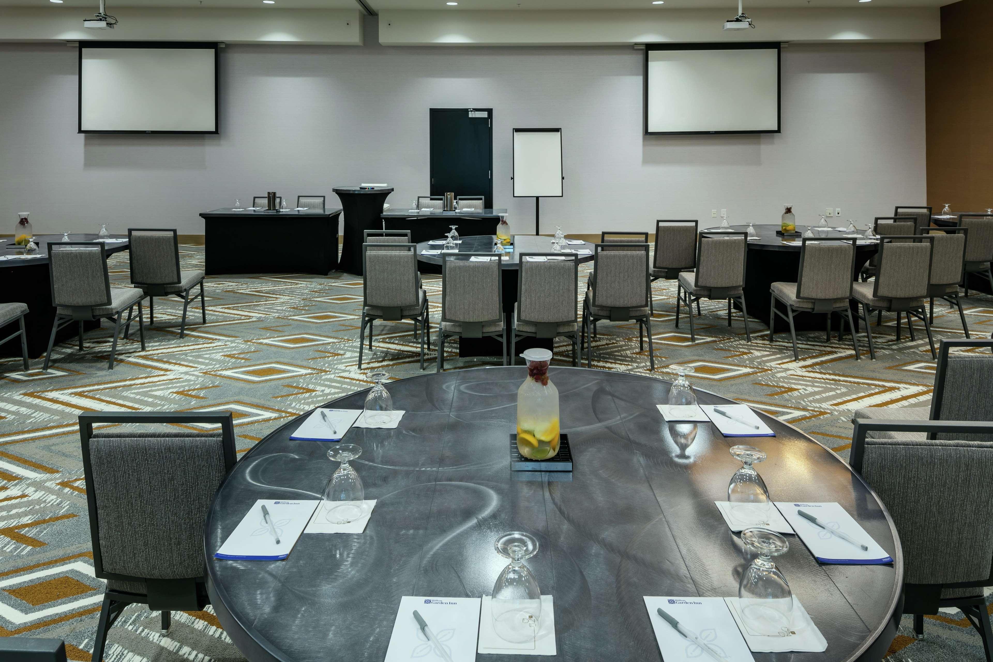 Hilton Garden Inn Seattle Bellevue Downtown, Wa Екстериор снимка