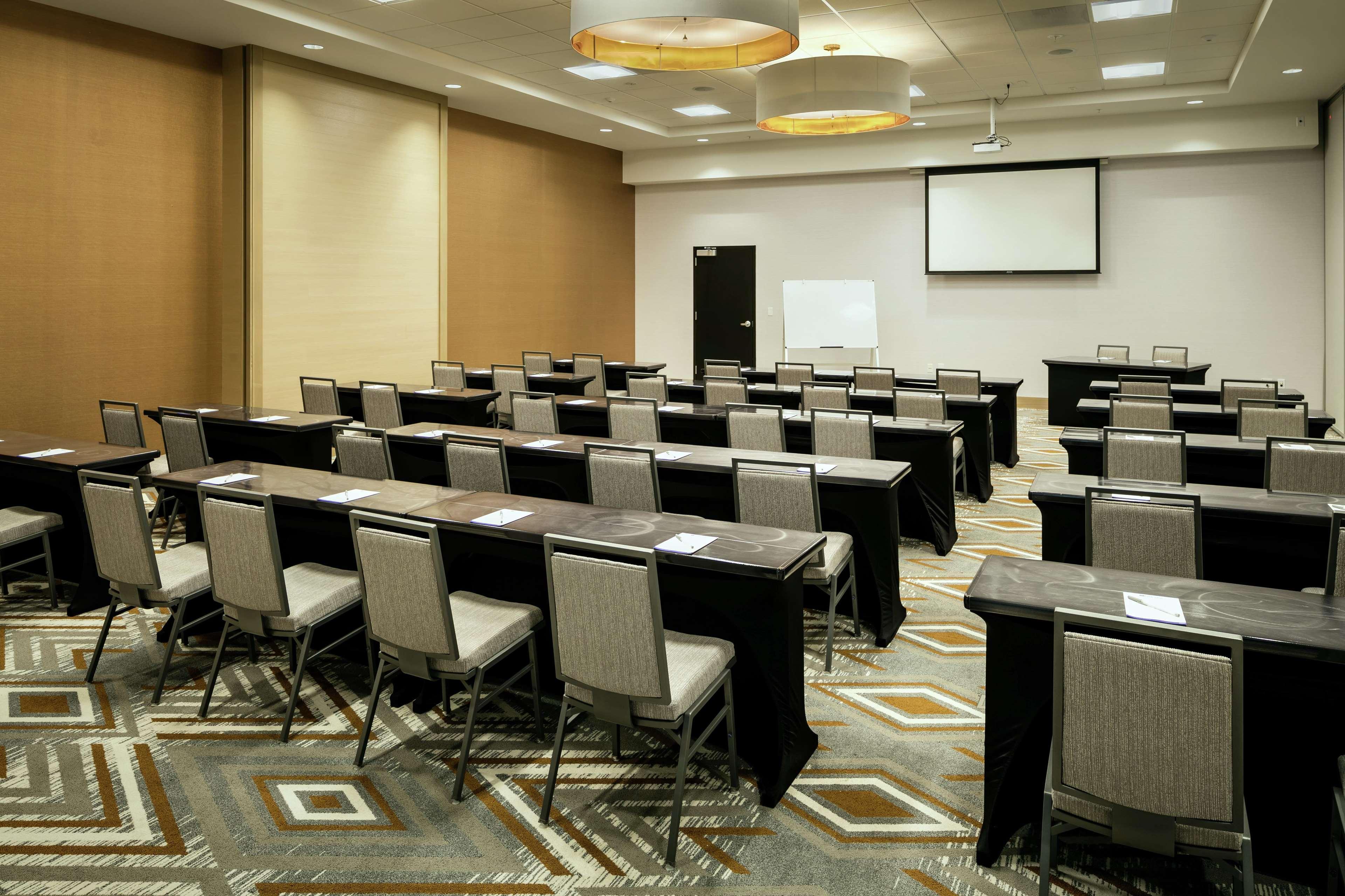 Hilton Garden Inn Seattle Bellevue Downtown, Wa Екстериор снимка