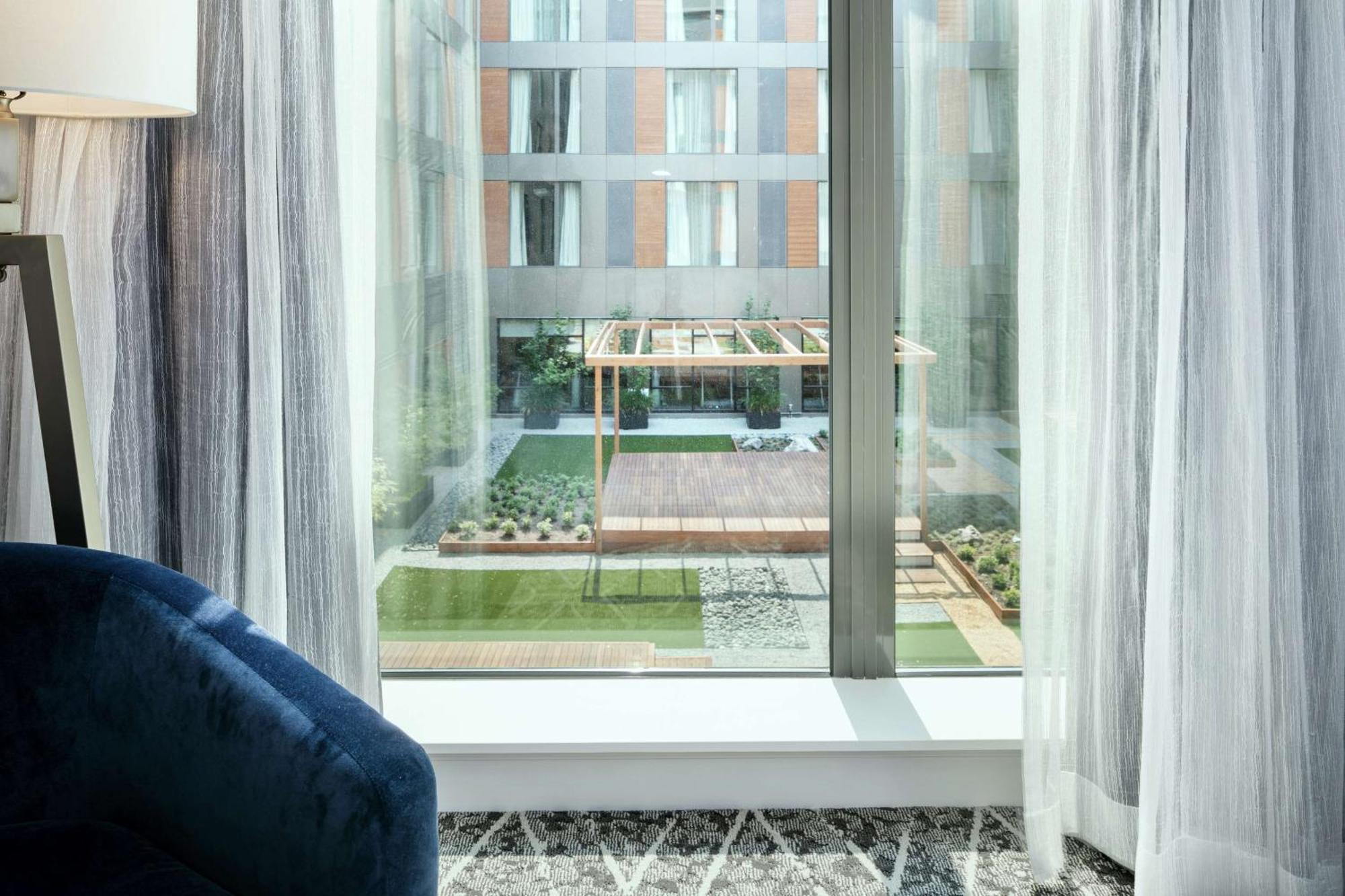 Hilton Garden Inn Seattle Bellevue Downtown, Wa Екстериор снимка
