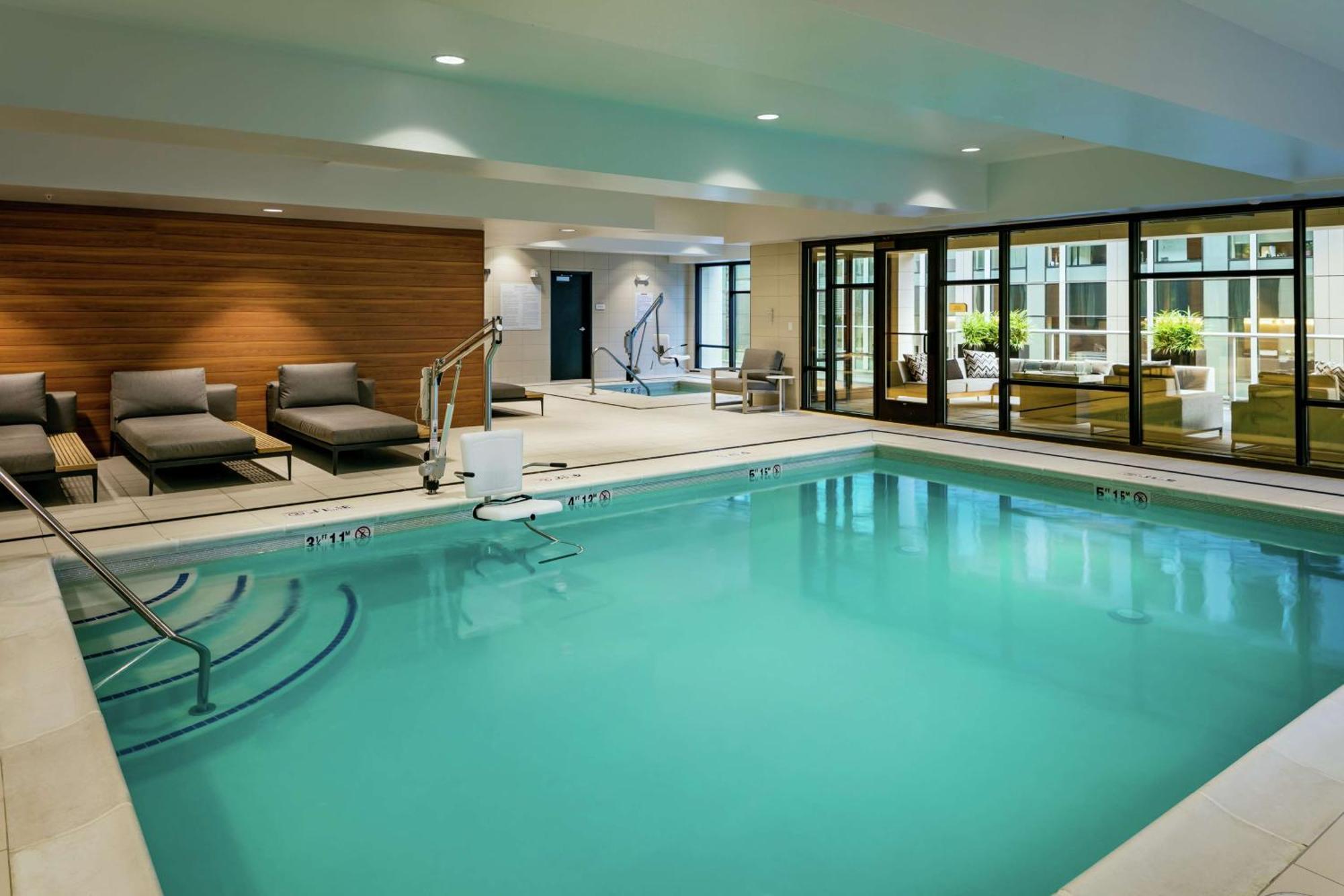 Hilton Garden Inn Seattle Bellevue Downtown, Wa Екстериор снимка