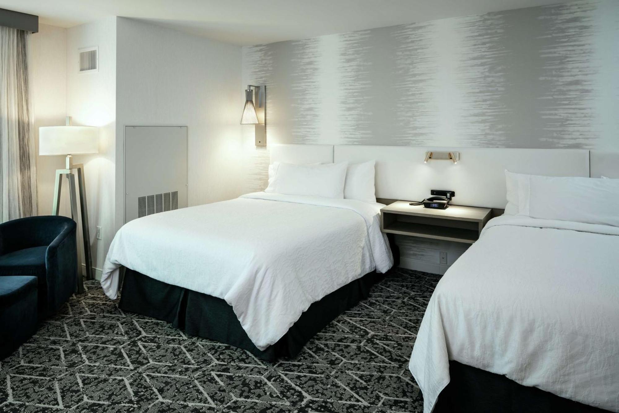 Hilton Garden Inn Seattle Bellevue Downtown, Wa Екстериор снимка